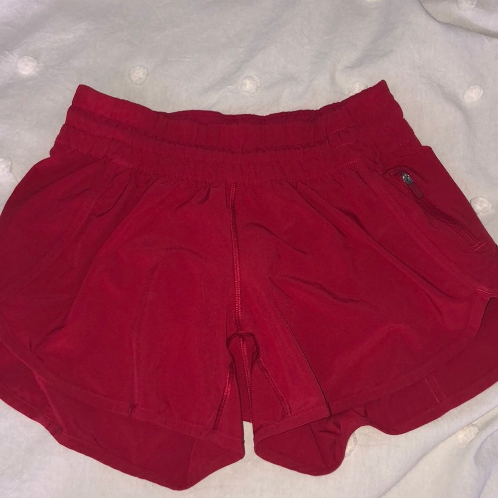 NWOT red lulu lemon tracker shorts size 4!! 4 inch